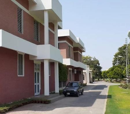 University Guest House, The Islamia University Of Bahawlpur Бахавалпур Экстерьер фото
